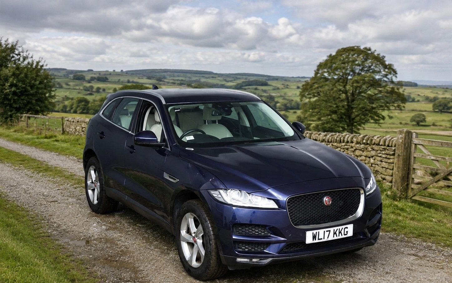 Jaguar F-PACE